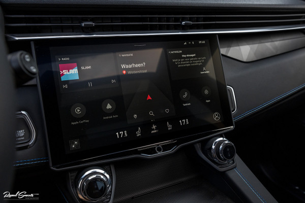Lynk & Co 01 1.5 | Nieuw en ongebruikt met 4 jaar fabrieksgarantie | Adaptieve cruise | Panorama dak | Memory | Apple carplay |