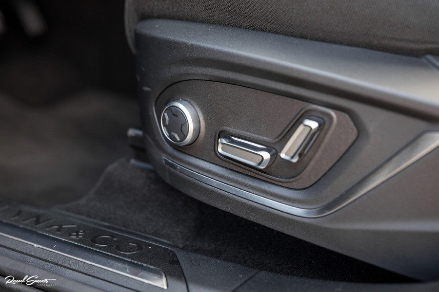 Lynk & Co 01 1.5 | Nieuw en ongebruikt met 4 jaar fabrieksgarantie | Adaptieve cruise | Panorama dak | Memory | Apple carplay |