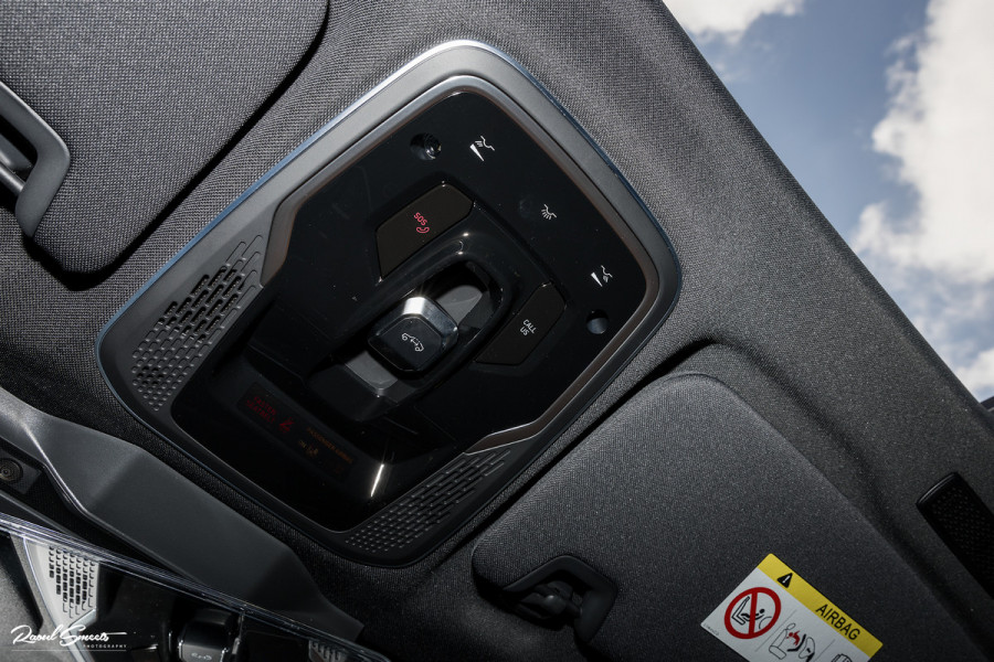 Lynk & Co 01 1.5 | Nieuw en ongebruikt met 4 jaar fabrieksgarantie | Adaptieve cruise | Panorama dak | Memory | Apple carplay |