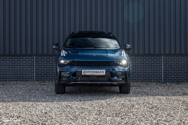 Lynk & Co 01 1.5 | Nieuw en ongebruikt met 4 jaar fabrieksgarantie | Adaptieve cruise | Panorama dak | Memory | Apple carplay |