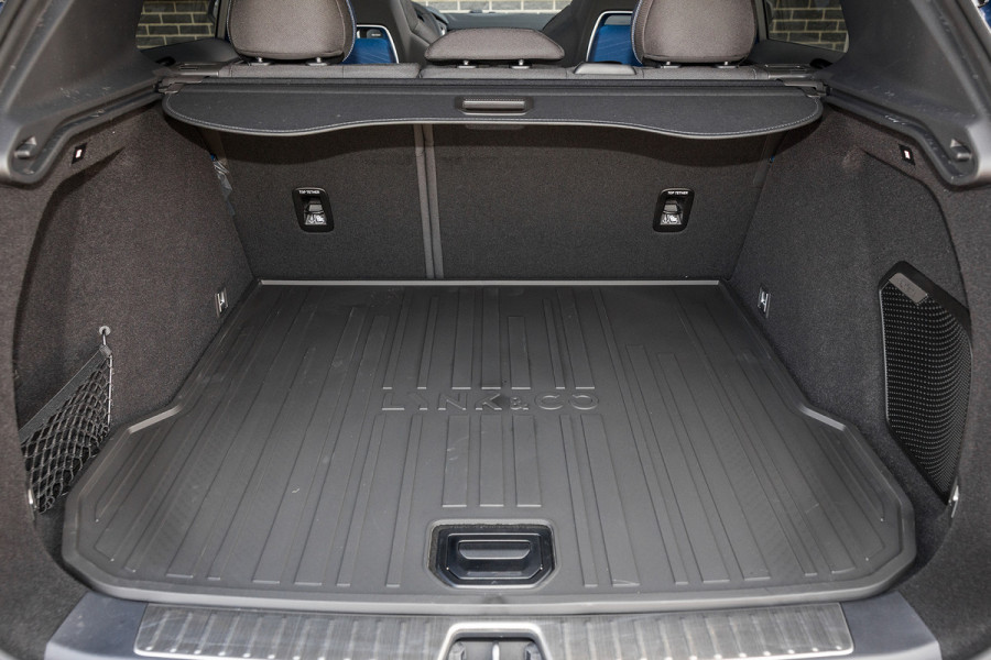 Lynk & Co 01 1.5 | Nieuw en ongebruikt met 4 jaar fabrieksgarantie | Adaptieve cruise | Panorama dak | Memory | Apple carplay |