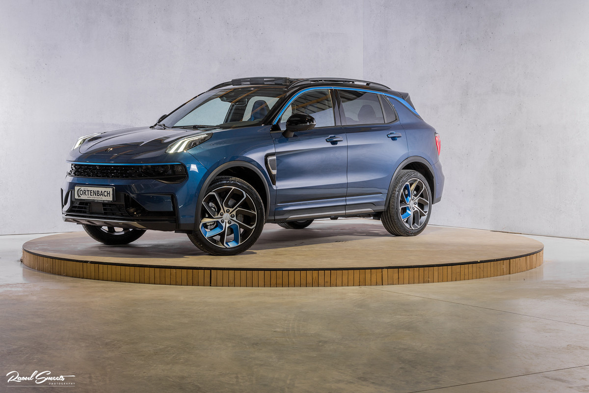Lynk & Co 01 1.5 | Adaptieve cruise | Panorama dak | Memory | Apple carplay | Lynk & Co 01 1.5 | Adaptieve cruise | Panorama dak | Memory | Apple carplay |