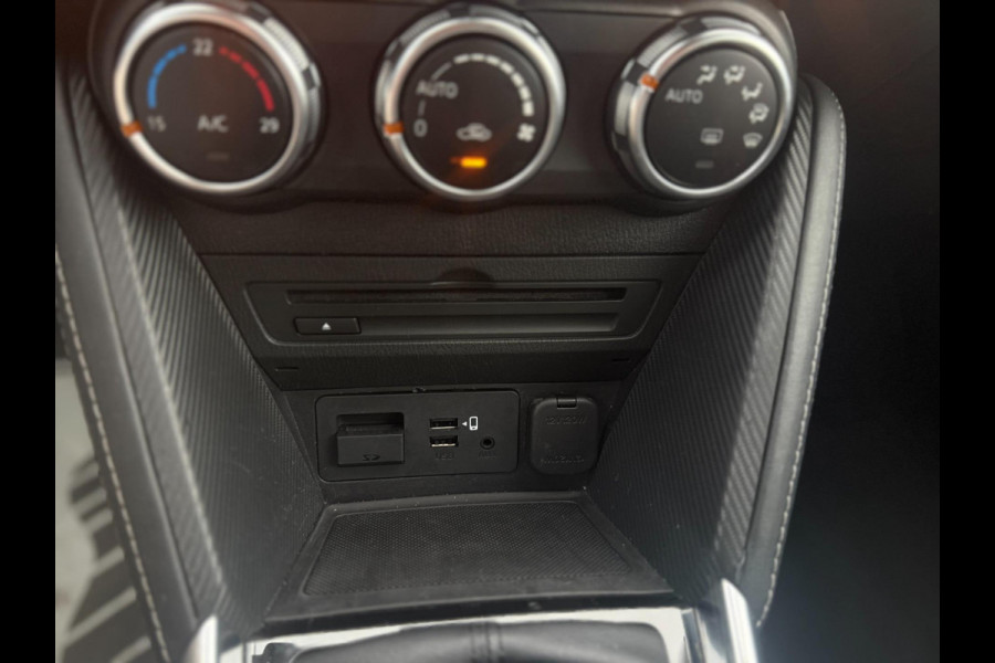 Mazda 2 1.5 Skyactiv-G GT-M |Navi|LED|CarPlay/android auto|Dodehoek|Keyless|PDC+Cam|Stoelverwarming|HUD|Parkeerhulp|Clima|