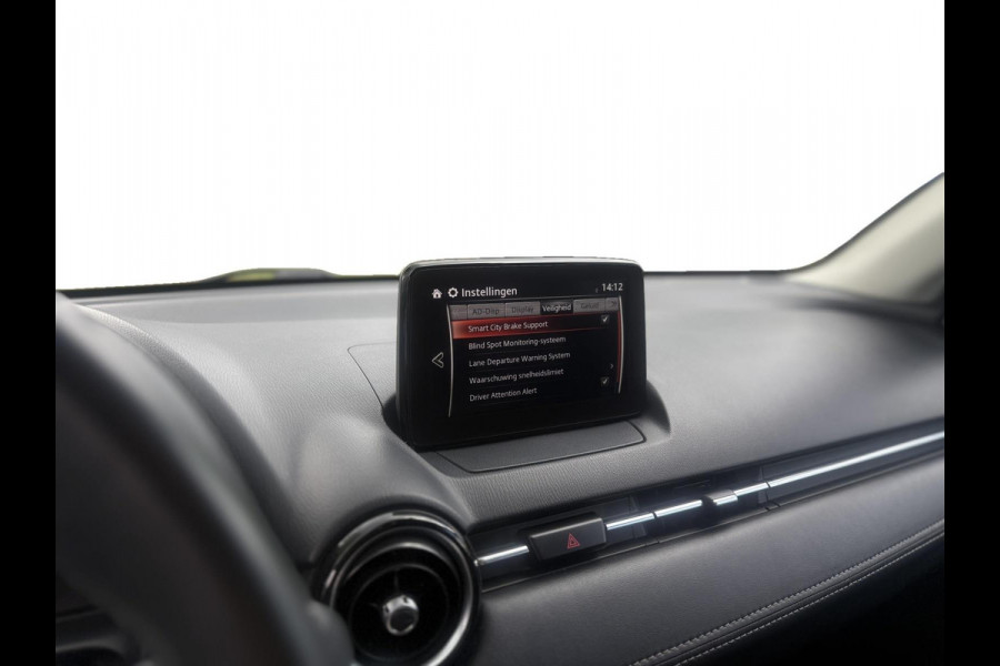 Mazda 2 1.5 Skyactiv-G GT-M |Navi|LED|CarPlay/android auto|Dodehoek|Keyless|PDC+Cam|Stoelverwarming|HUD|Parkeerhulp|Clima|