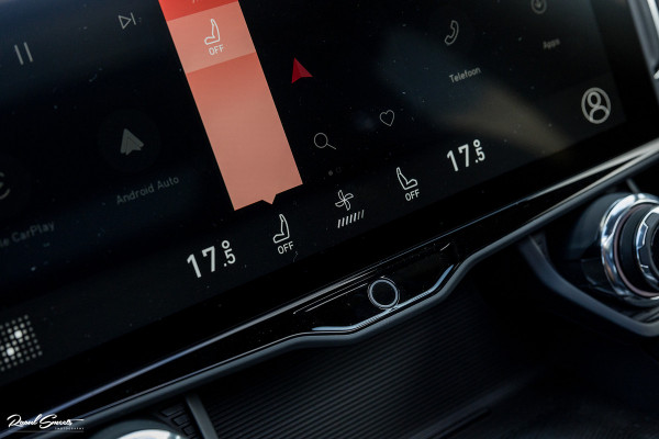 Lynk & Co 01 1.5 | Adaptieve cruise | Panorama dak | Memory | Apple carplay |