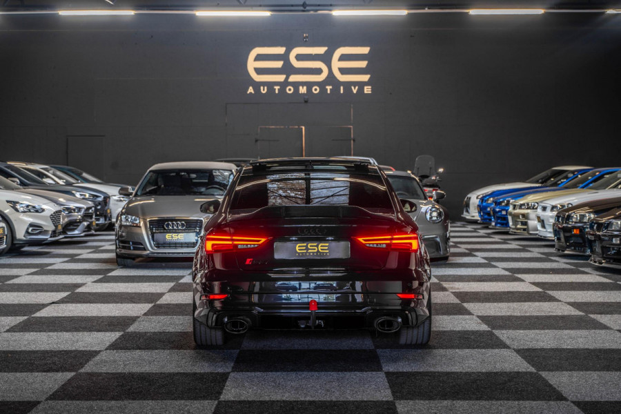 Audi RS3 Limousine 2.5 TFSI quattro | Panorama | B&O | Afneembare Trekhaak
