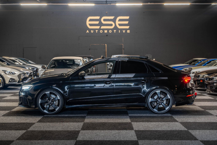 Audi RS3 Limousine 2.5 TFSI quattro | Panorama | B&O | Afneembare Trekhaak