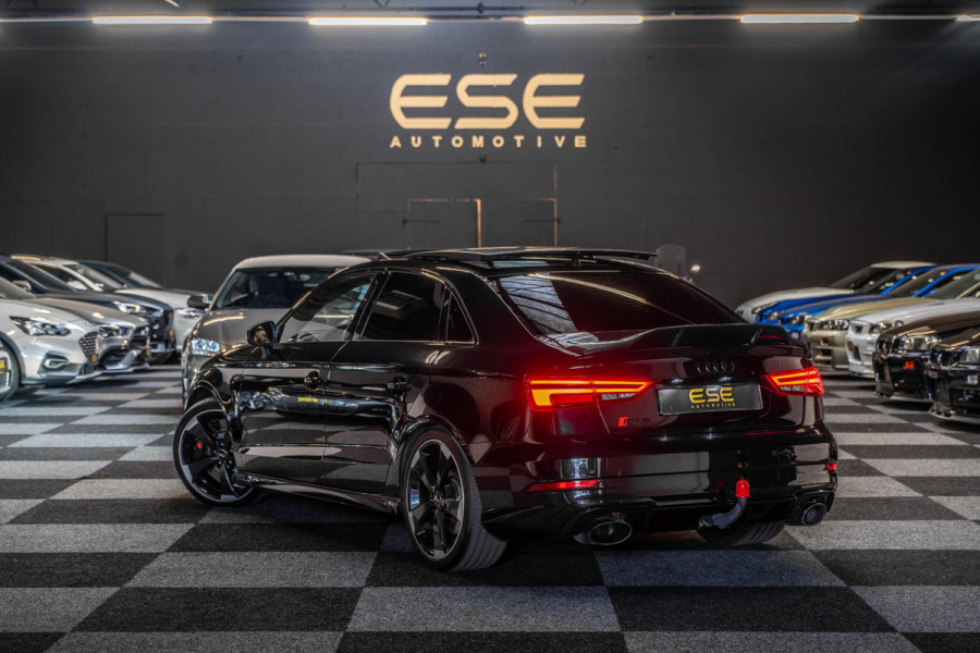 Audi RS3 Limousine 2.5 TFSI quattro | Panorama | B&O | Afneembare Trekhaak
