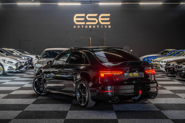 Audi RS3 Limousine 2.5 TFSI quattro | Panorama | B&O | Afneembare Trekhaak