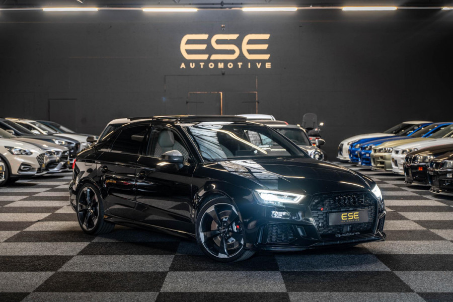 Audi RS3 Limousine 2.5 TFSI quattro | Panorama | B&O | Afneembare Trekhaak