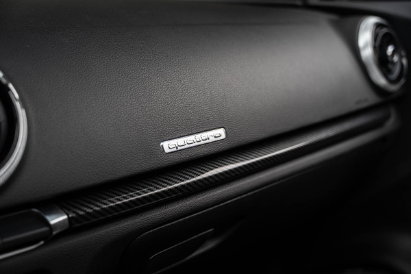 Audi RS3 Limousine 2.5 TFSI quattro | Panorama | B&O | Afneembare Trekhaak