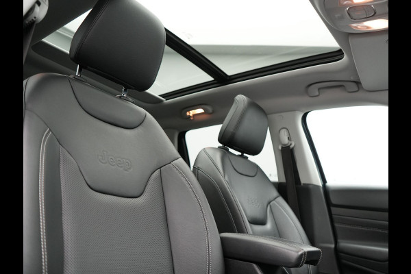 Jeep Compass 4xe 240 Plug-in Hybrid Electric S 240pk Dealer O.H PHEV | Panodak | Adaptive Cruise | 360 Camera | Lederen Sportstoelen Memory & Verwarmd | Apple Carplay | Navigatie | Blis | Virtual | DAB |