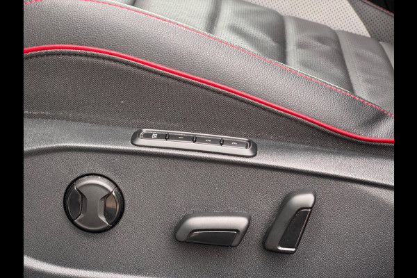Volkswagen Golf 2.0 TSI GTI Leer/Pano/H&K/Camera