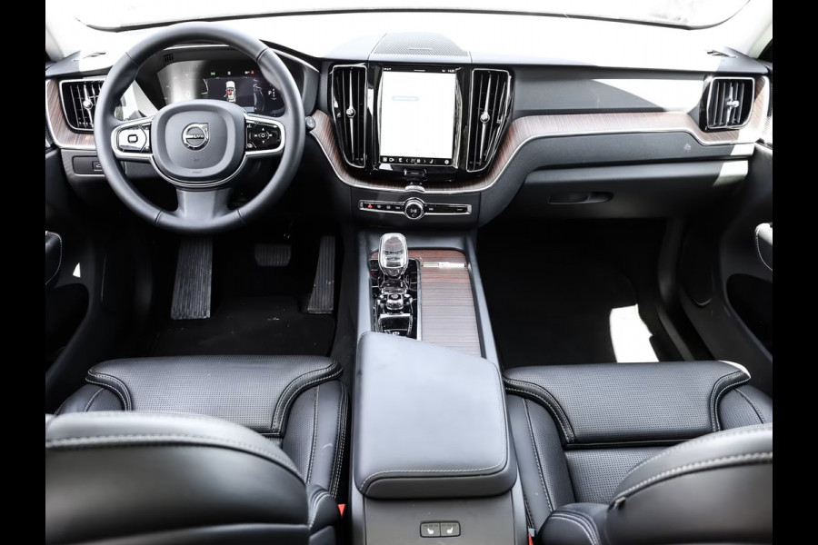 Volvo XC60 2.0 T8 Plug-in hybrid AWD Plus Dark (335kW/455PK) FULL OPTION (PANO / TREKH) ** 1e EIG - Ex VOLVO) ** INFORMEER OOK NAAR ONZE AANTREKKELIJKE FINANCIAL-LEASE TARIEVEN **