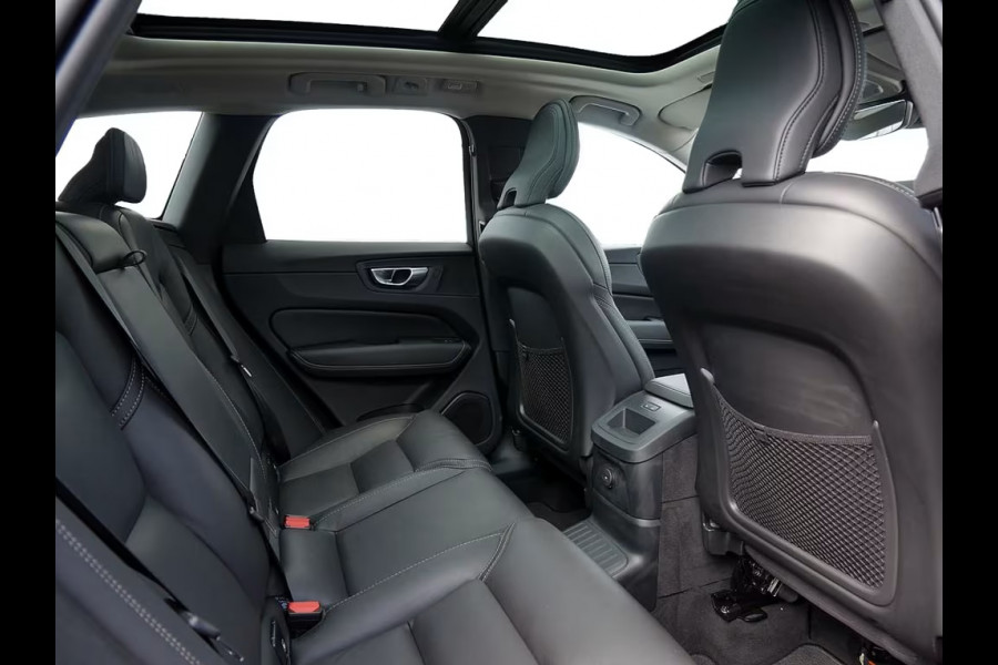 Volvo XC60 2.0 T8 Plug-in hybrid AWD Plus Dark (335kW/455PK) FULL OPTION (PANO / TREKH) ** 1e EIG - Ex VOLVO) ** INFORMEER OOK NAAR ONZE AANTREKKELIJKE FINANCIAL-LEASE TARIEVEN **