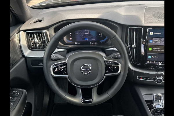 Volvo XC60 2.0 T8 Plug-in hybrid AWD Plus Black (335kW/455PK) FULL OPTION (PANO / TREKH) ** 1e EIG - Ex VOLVO) ** INFORMEER OOK NAAR ONZE AANTREKKELIJKE FINANCIAL-LEASE TARIEVEN **
