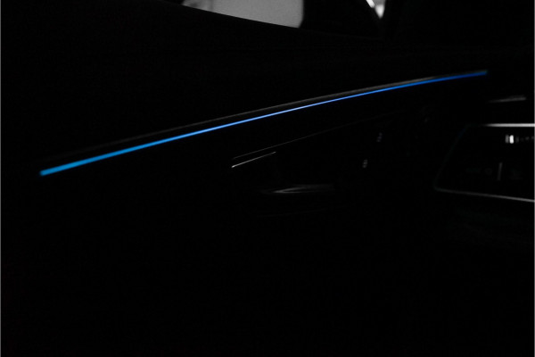 Audi Q8 60 TFSI e Quattro S Competition Pano B&O Trekhaak 4WS 23"