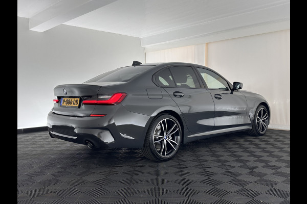 BMW 3-serie 320e Business Edition Plus (INCL.BTW) *PANO | LASER-LIGHT | FULL-LEATHER | ADAPTIVE-CRUISE | CAMERA | SPORT/HEATED-SEATS | DIGI-COCKPIT | KEYLESS | HIFI-SOUND | AMBIENT-LIGHT | DAB+ | NAVI-FULLMAP | 19''ALU*