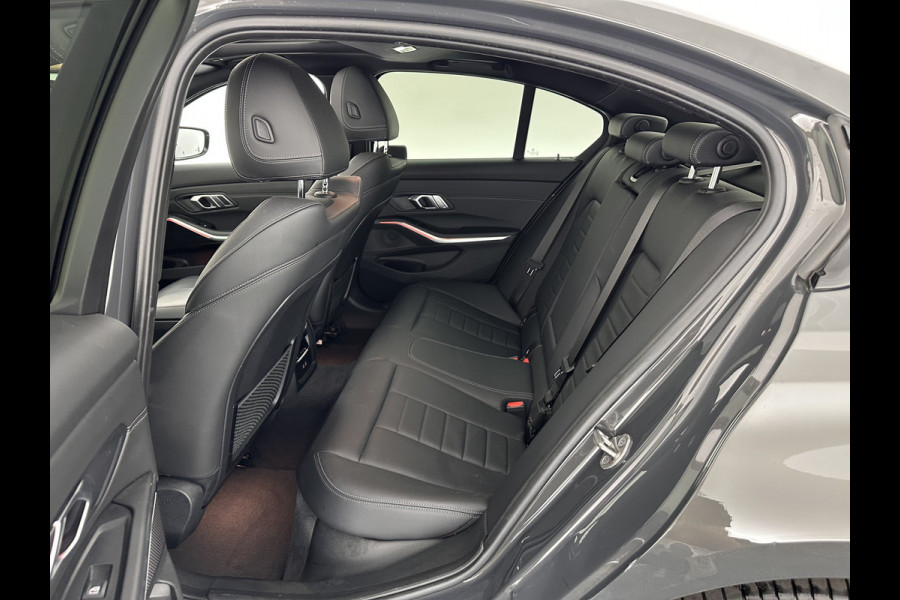BMW 3-serie 320e Business Edition Plus (INCL.BTW) *PANO | LASER-LIGHT | FULL-LEATHER | ADAPTIVE-CRUISE | CAMERA | SPORT/HEATED-SEATS | DIGI-COCKPIT | KEYLESS | HIFI-SOUND | AMBIENT-LIGHT | DAB+ | NAVI-FULLMAP | 19''ALU*