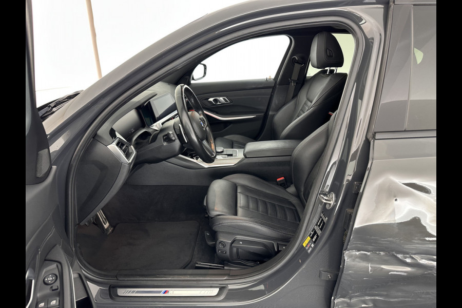 BMW 3-serie 320e Business Edition Plus (INCL.BTW) *PANO | LASER-LIGHT | FULL-LEATHER | ADAPTIVE-CRUISE | CAMERA | SPORT/HEATED-SEATS | DIGI-COCKPIT | KEYLESS | HIFI-SOUND | AMBIENT-LIGHT | DAB+ | NAVI-FULLMAP | 19''ALU*