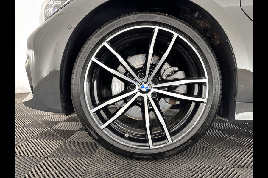 BMW 3-serie 320e Business Edition Plus (INCL.BTW) *PANO | LASER-LIGHT | FULL-LEATHER | ADAPTIVE-CRUISE | CAMERA | SPORT/HEATED-SEATS | DIGI-COCKPIT | KEYLESS | HIFI-SOUND | AMBIENT-LIGHT | DAB+ | NAVI-FULLMAP | 19''ALU*