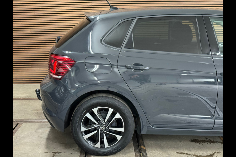 Volkswagen Polo 1.0 TSI United DSG Navi | Park pilot V+A | DAB | Getint glas