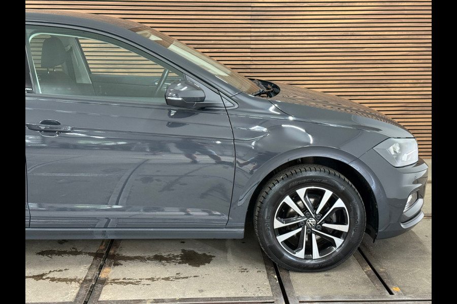 Volkswagen Polo 1.0 TSI United DSG Navi | Park pilot V+A | DAB | Getint glas