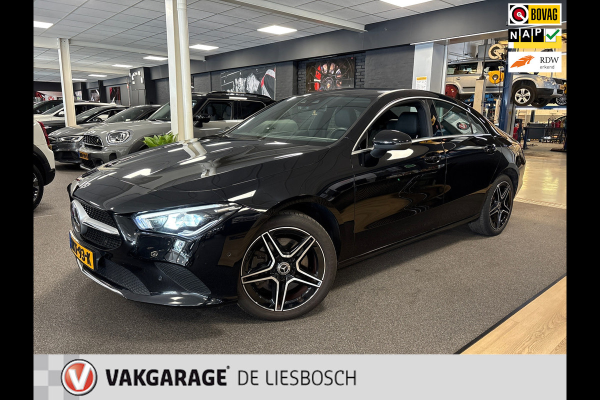 Mercedes-Benz CLA-Klasse 250 e Advantage AMG VELGEN / sfeer verlichting / camera / leder Mercedes-Benz CLA-Klasse 250 e Advantage AMG VELGEN / sfeer verlichting / camera / leder