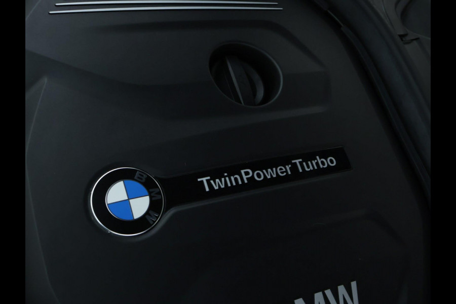 BMW 1-serie 116i High Executive M Sport | Navi | Leder | 6 bak