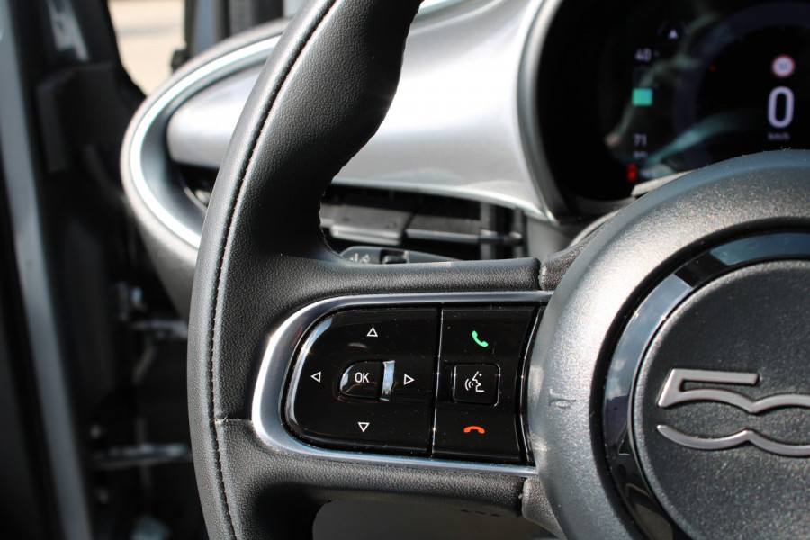 Fiat 500 E Icon 42 kWh | Clima | Cruise | Pack Winter | CarPlay