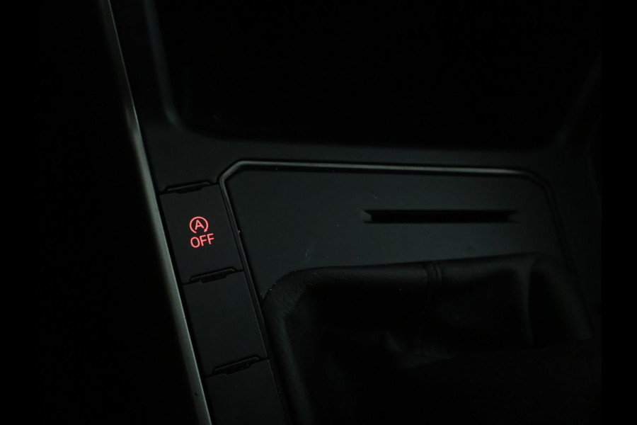Volkswagen Polo 1.0 TSI Comfortline NAVI | CarPlay | Dealer onderhouden
