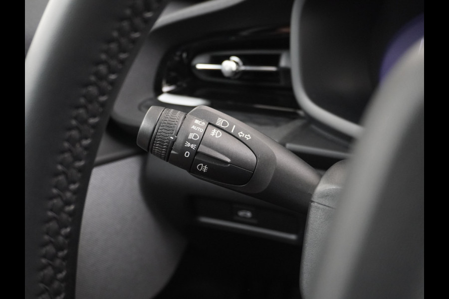 Polestar 2 Long Range 78kWh Carplay Android Auto Cruise Control Keyless Navi Ecc 360°Camera 19"LM Led-Pixel PDC Elektr.Klep Google Maps Blindspot Monitoring Stoelverwarming Regen-Lichtsensor Virtual-Cockpit Hill-Assist Lane Assist Origineel Nederlandse Auto Tot 150kw snel laden 1.500KG Trekvermogen €54.400 nieuwprijs