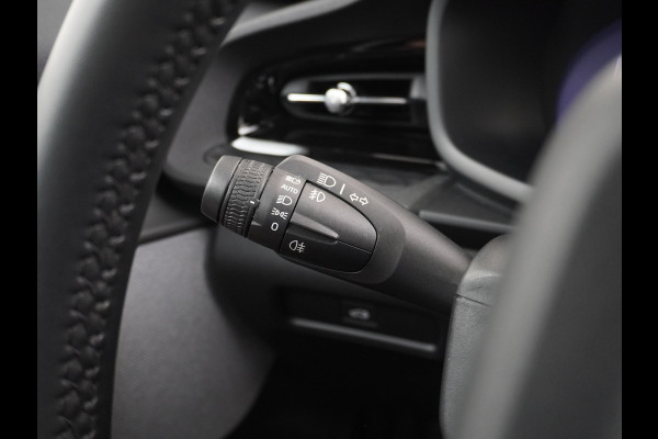 Polestar 2 Long Range 78kWh Carplay Android Auto Cruise Control Keyless Navi Ecc 360°Camera 19"LM Led-Pixel PDC Elektr.Klep Google Maps Blindspot Monitoring Stoelverwarming Regen-Lichtsensor Virtual-Cockpit Hill-Assist Lane Assist Origineel Nederlandse Auto Tot 150kw snel laden 1.500KG Trekvermogen €54.400 nieuwprijs