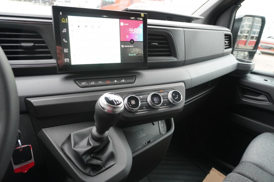 Renault Master T35 2.0 dCi 170PK L2H2 Extra Schuifdeur L / R Nr. V148 | Climate | Navi | Cruise | Trekhaak | Betimmering