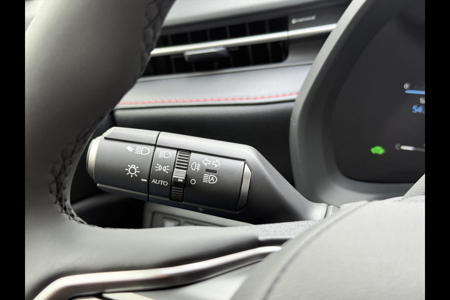 Lexus LBX 1.5 Hybrid Elegant Tech Pack | Leer, Elektrische achterklep, Parkeersensoren, Blind spot, Stoel + Stuurverwarming, Keyless