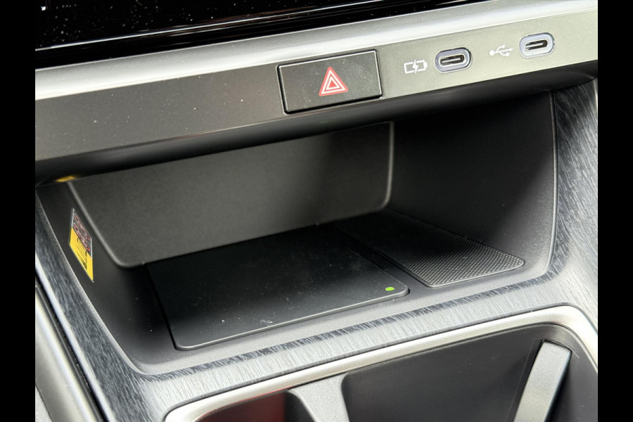 Lexus LBX 1.5 Hybrid Elegant Tech Pack | Leer, Elektrische achterklep, Parkeersensoren, Blind spot, Stoel + Stuurverwarming, Keyless