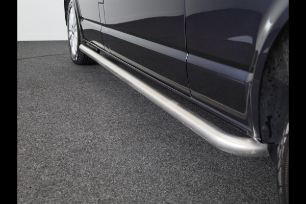 Volkswagen Transporter 2.0 TDI L2H1 30 DC Bulli 150 PK AUTOMAAT NAVI | TREKHAAK | SIDEBARS | DUBBEL CABINE
