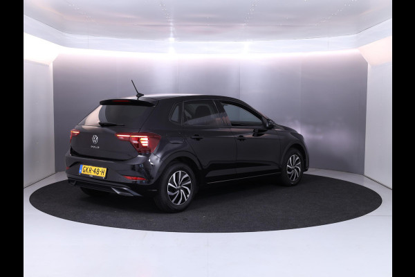Volkswagen Polo 1.0 TSI Life Edition 95 pk | Verlengde garantie | Navigatie via App | Parkeersensoren achter | Achteruitrijcamera | Adaptieve cruise control | LED koplampen |