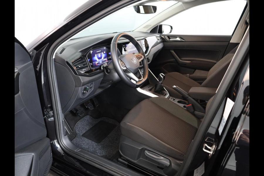 Volkswagen Polo 1.0 TSI Life Edition 95 pk | Verlengde garantie | Navigatie via App | Parkeersensoren achter | Achteruitrijcamera | Adaptieve cruise control | LED koplampen |