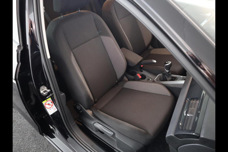 Volkswagen Polo 1.0 TSI Life Edition 95 pk | Verlengde garantie | Navigatie via App | Parkeersensoren achter | Achteruitrijcamera | Adaptieve cruise control | LED koplampen |