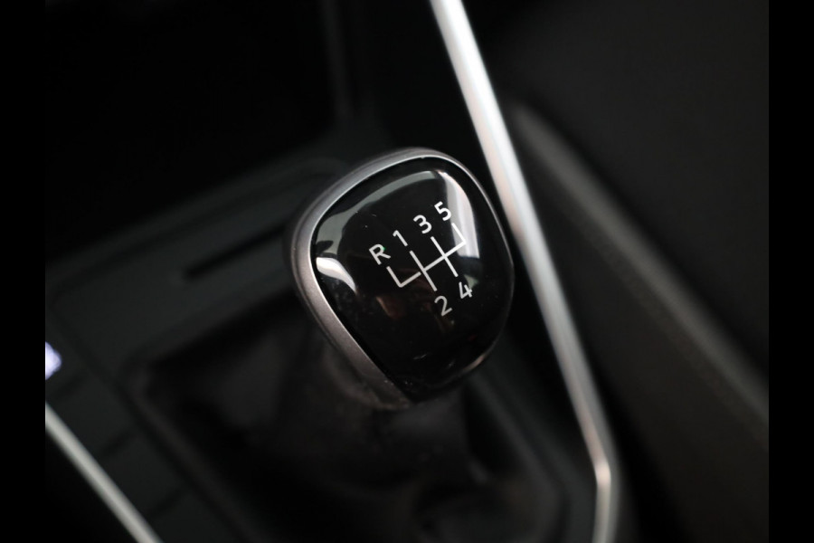 Volkswagen Polo 1.0 TSI Life Edition 95 pk | Verlengde garantie | Navigatie via App | Parkeersensoren achter | Achteruitrijcamera | Adaptieve cruise control | LED koplampen |