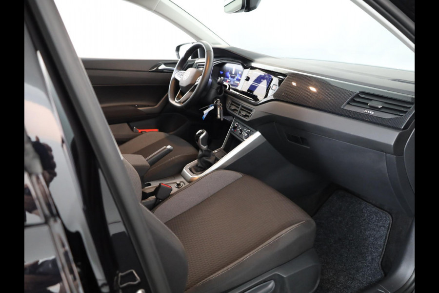 Volkswagen Polo 1.0 TSI Life Edition 95 pk | Verlengde garantie | Navigatie via App | Parkeersensoren achter | Achteruitrijcamera | Adaptieve cruise control | LED koplampen |