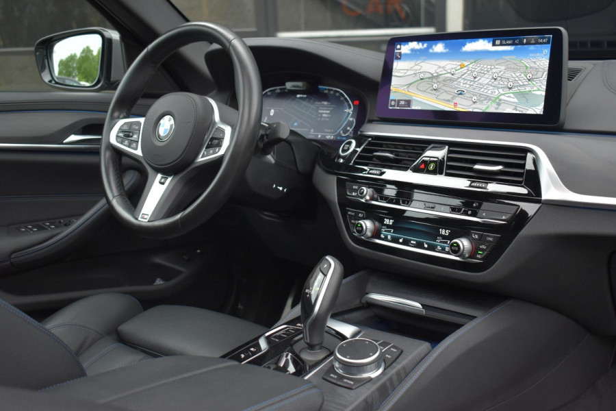 BMW 5 Serie 545e xDrive High Executive M Sport Pano HUD Camera Stuurvw