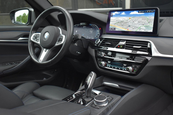 BMW 5 Serie 545e xDrive High Executive M Sport Pano HUD Camera Stuurvw