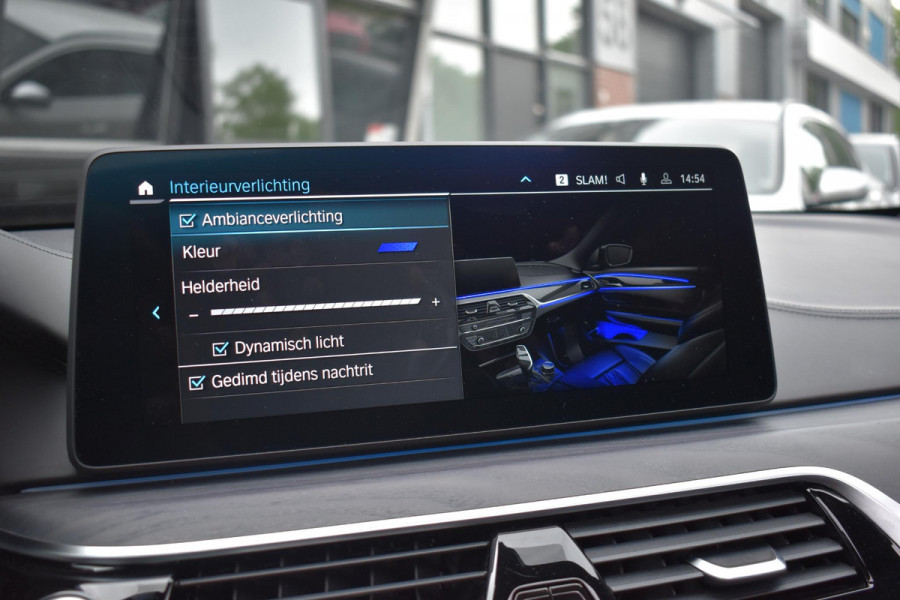 BMW 5 Serie 545e xDrive High Executive M Sport Pano HUD Camera Stuurvw