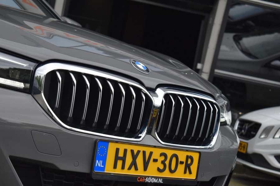 BMW 5 Serie 545e xDrive High Executive M Sport Pano HUD Camera Stuurvw