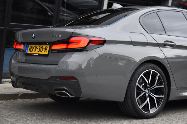 BMW 5 Serie 545e xDrive High Executive M Sport Pano HUD Camera Stuurvw