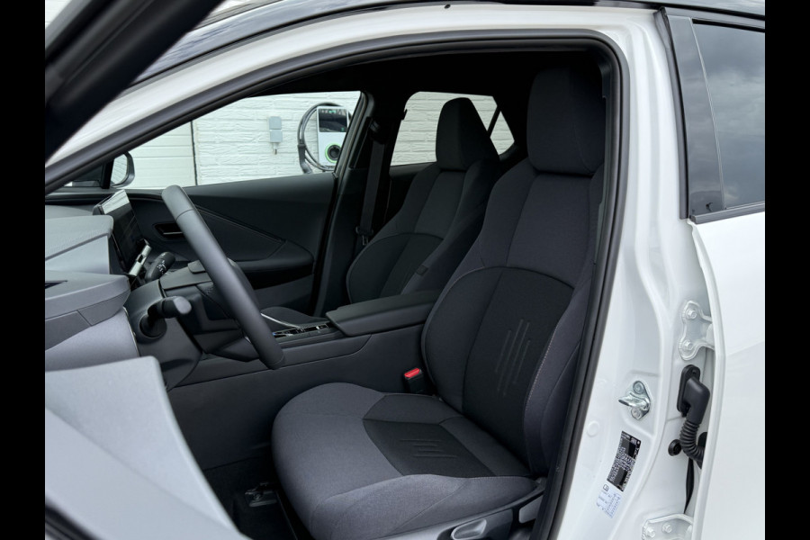 Toyota C-HR 2.0 Hybrid 200 Dynamic Bi-Tone | Navi XL | ACC | Camera | Keyless | LED | 18 inch