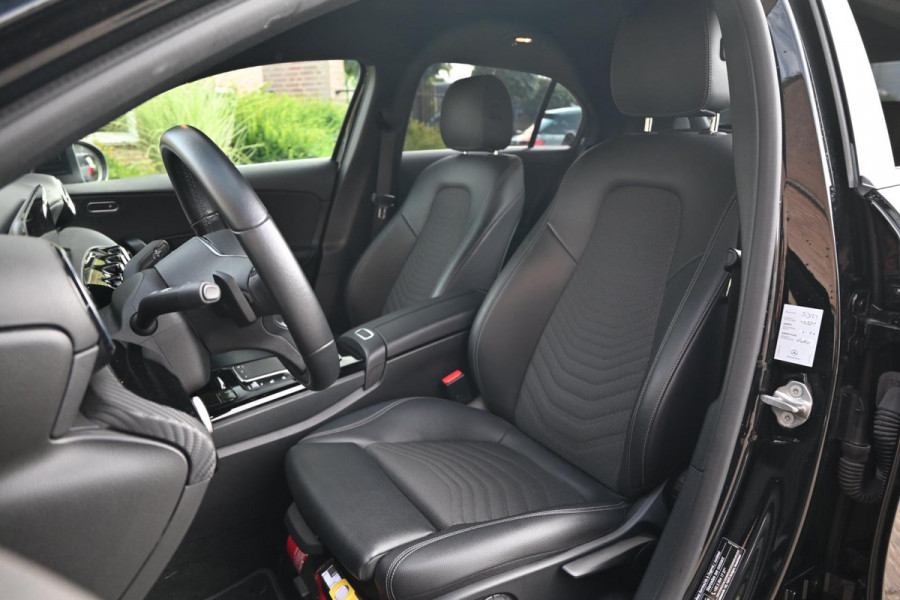 Mercedes-Benz A-Klasse 250 e Business Solution Luxury 218 PK LED Camera Widescreen 17''