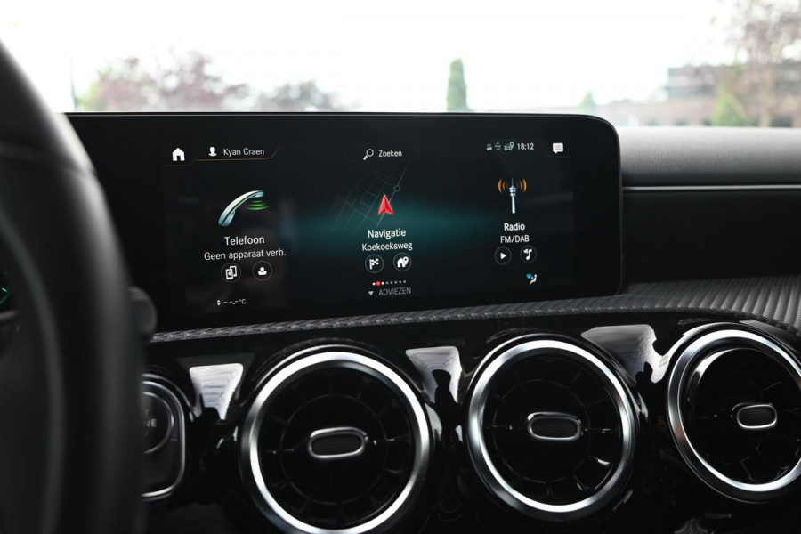 Mercedes-Benz A-Klasse 250 e Business Solution Luxury 218 PK LED Camera Widescreen 17''